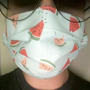 Face Mask with Filter Pocket